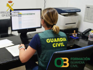 Convertirte en Guardia Civil: Recursos y consejos para el éxito 2024